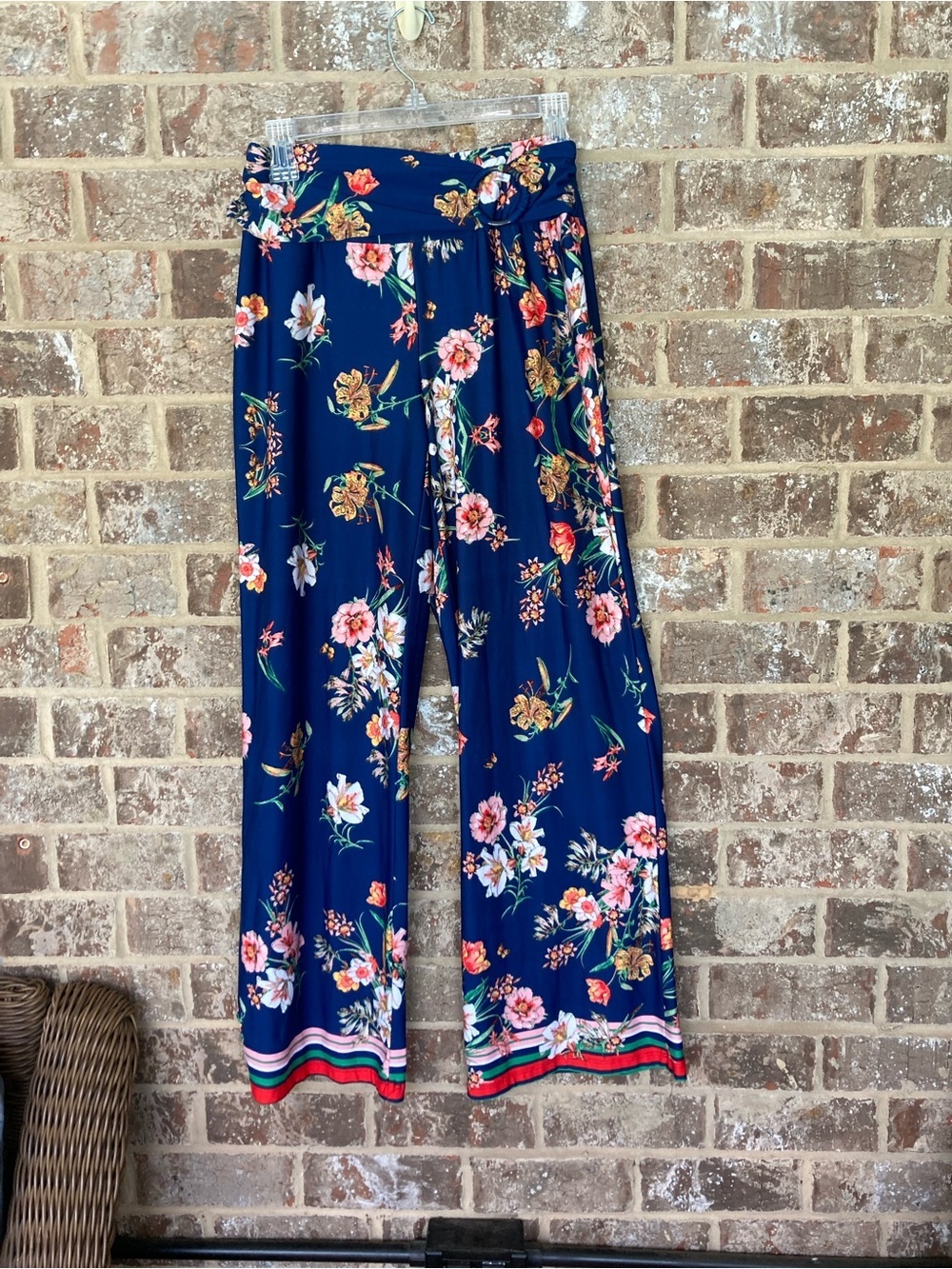 Robert Louis Pants floral Size Small Beachy Cruise Vacation